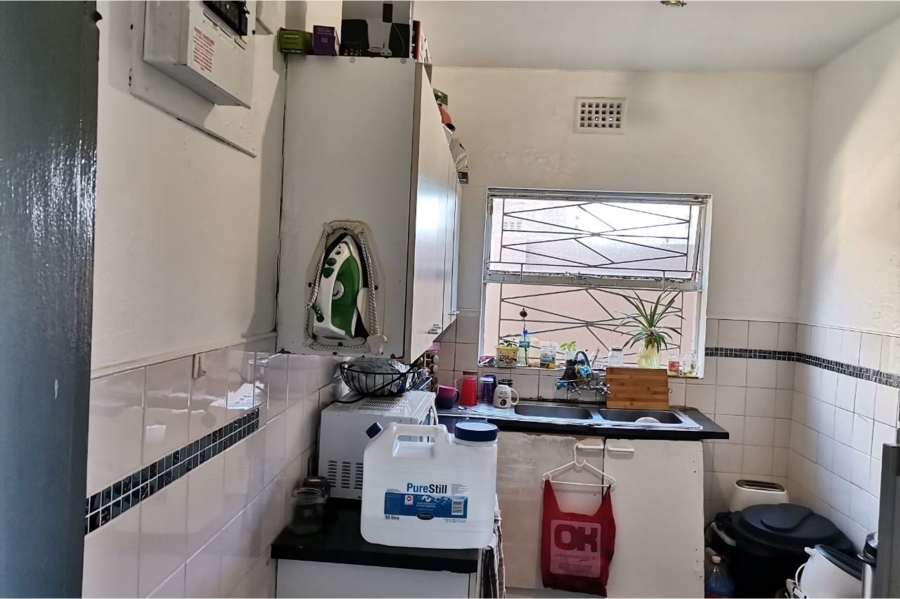To Let 1 Bedroom Property for Rent in Glenlilly Western Cape